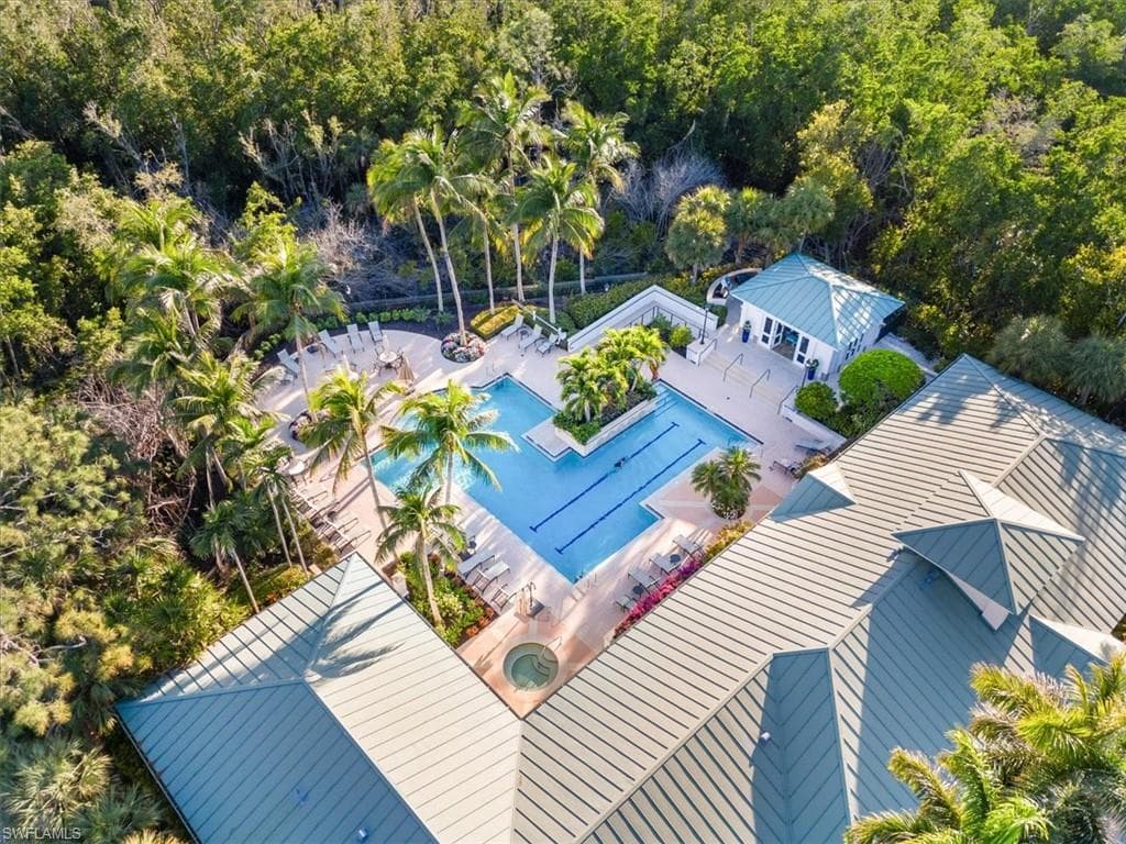 455 Cove Tower Dr 1101, Naples, FL 34110-48