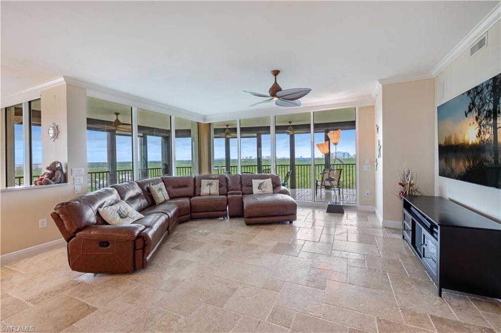 455 Cove Tower Dr 1101, Naples, FL 34110-6