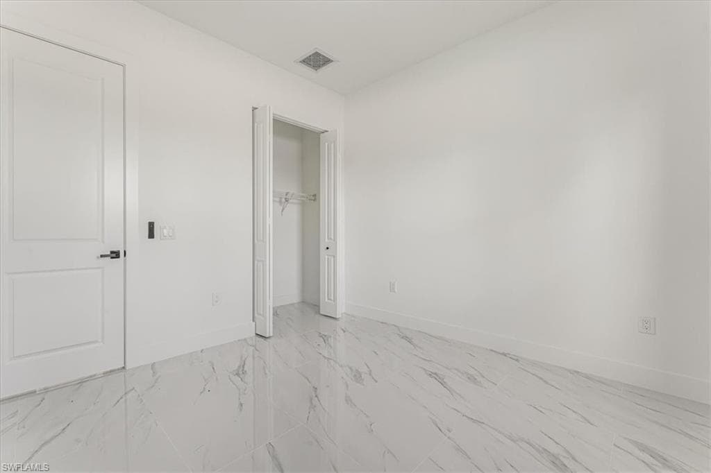 2941 37th Ave NE, Naples, FL 34120-31