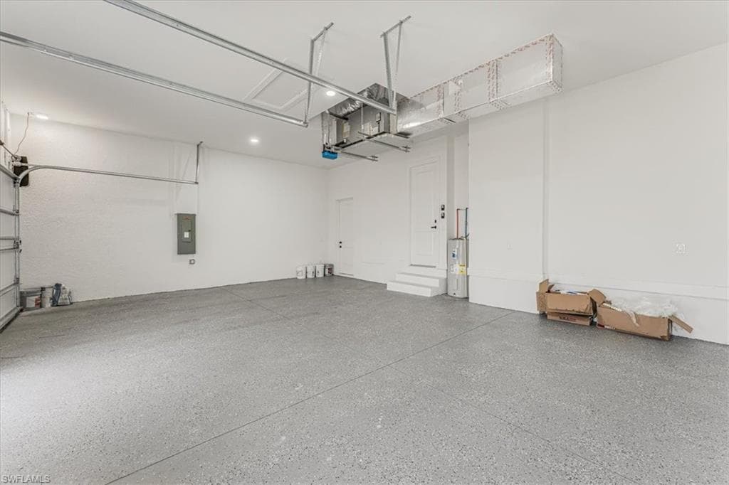 2941 37th Ave NE, Naples, FL 34120-36