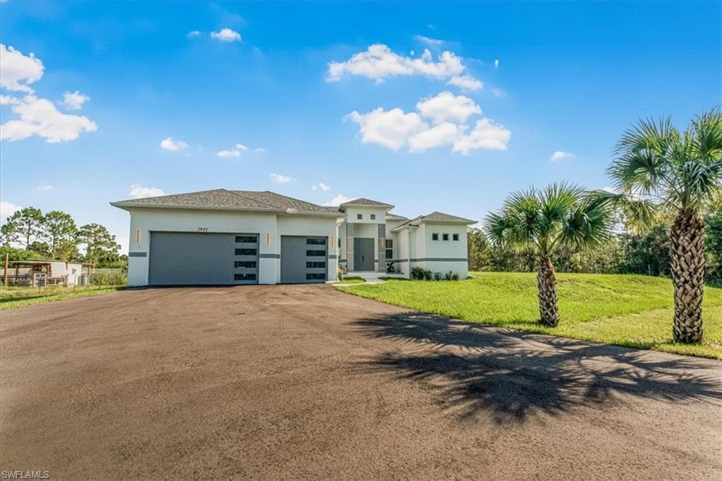 2941 37th Ave NE, Naples, FL 34120-2