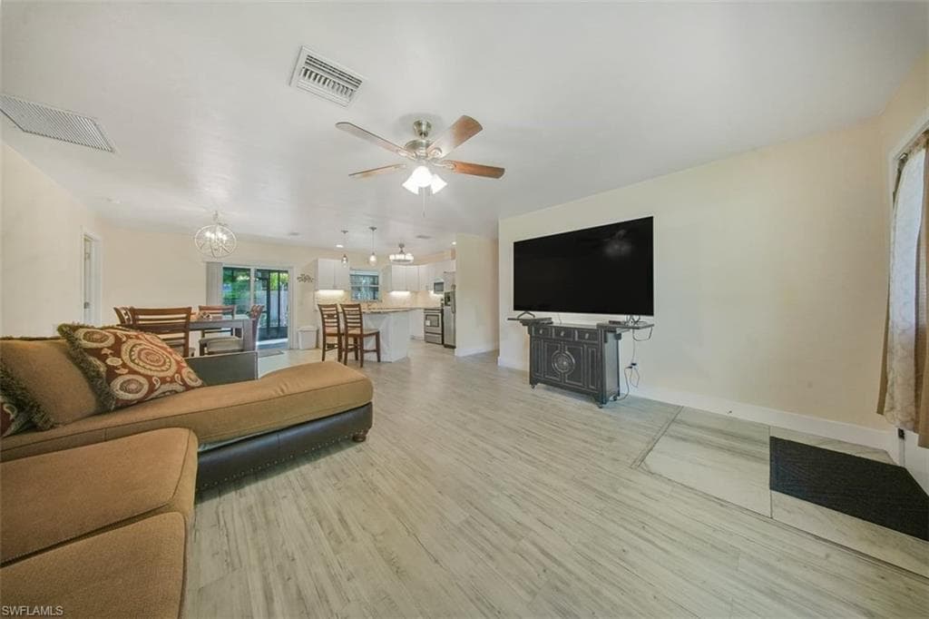 2130 Golden Gate Blvd W, Naples, FL 34120-13