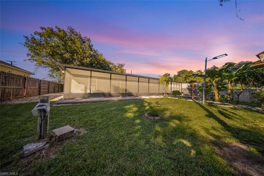 2130 Golden Gate Blvd W, Naples, FL 34120-24