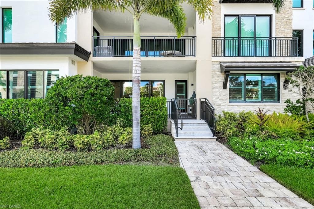 1130 3rd Ave S Ave 115, Naples, FL 34102-18
