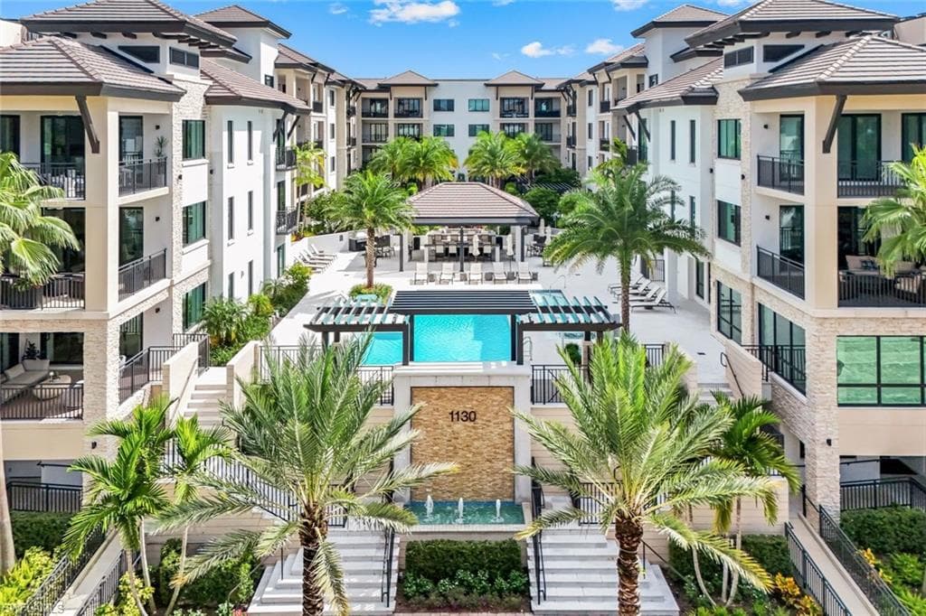 1130 3rd Ave S Ave 115, Naples, FL 34102-5