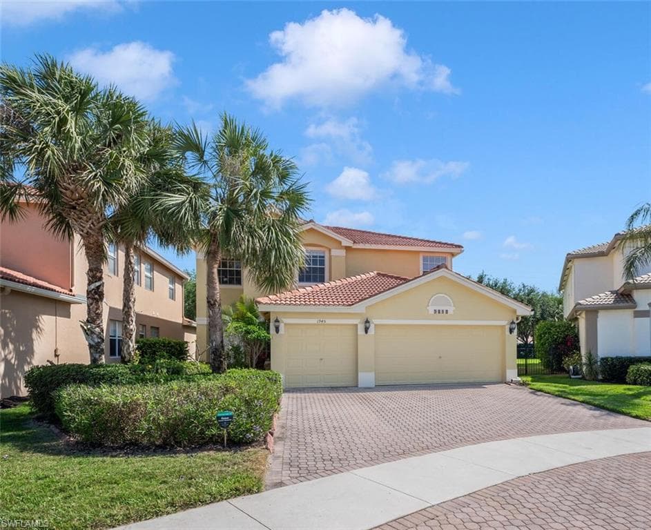 1945 Isla De Palma Cir, Naples, FL 34119-1