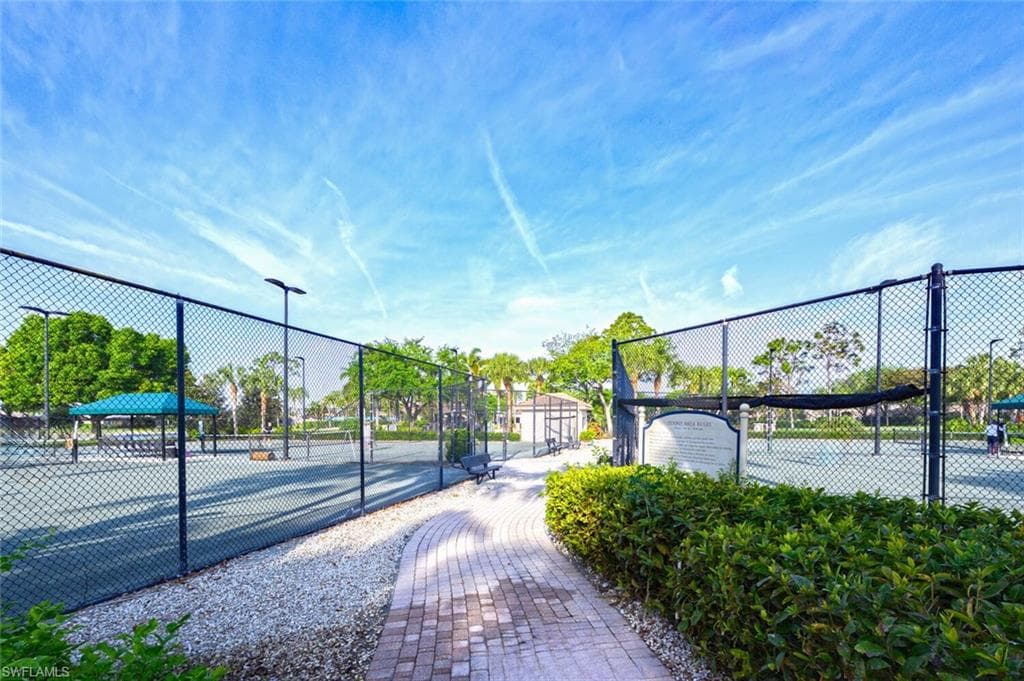 1945 Isla De Palma Cir, Naples, FL 34119-36