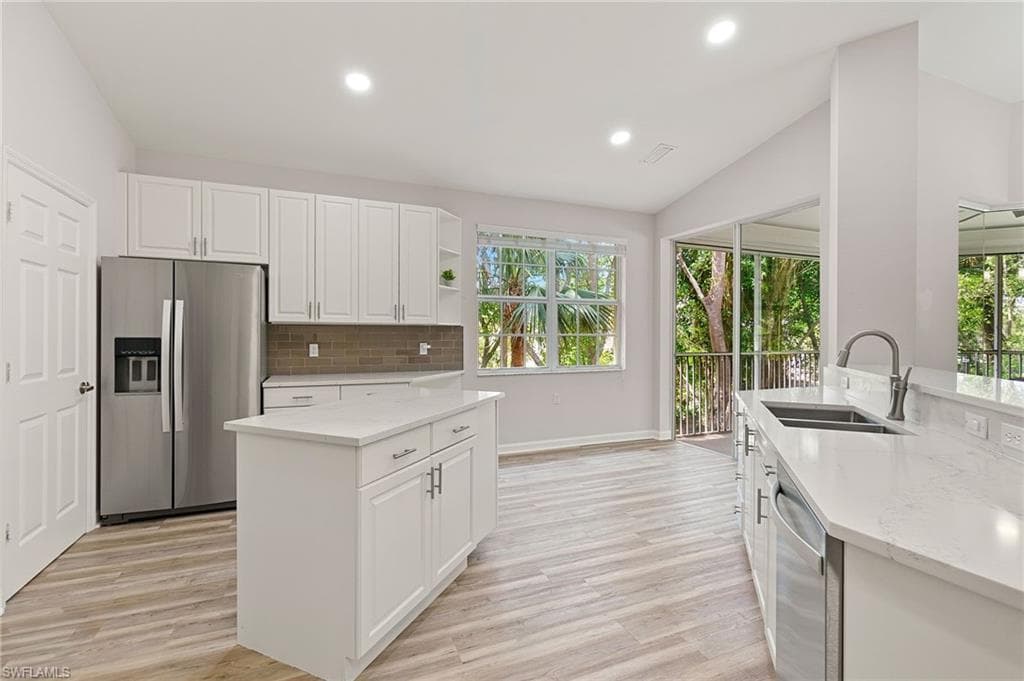 20290 Burnside Pl 1102, Estero, FL 33928-9