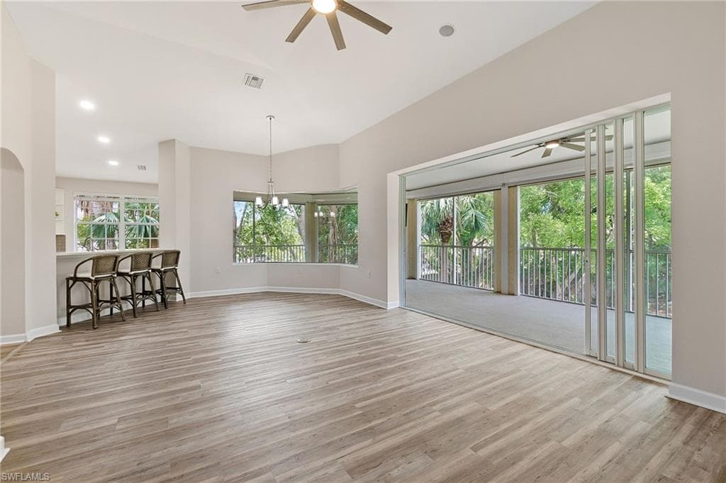 20290 Burnside Pl 1102, Estero, FL 33928-4