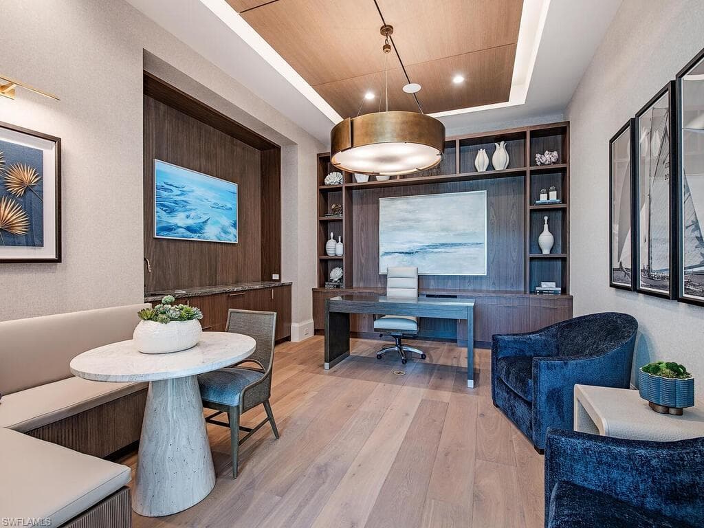 1795 Gordon Dr, Naples, FL 34102-18