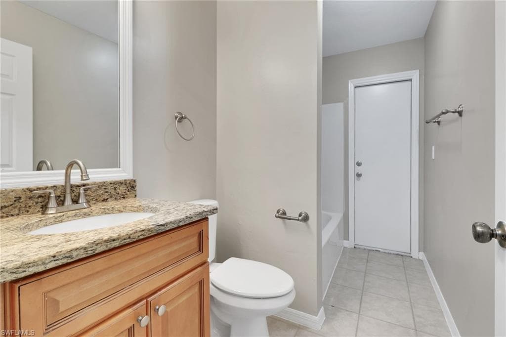 1121 9th Ave, Cape Coral, FL 33991-17