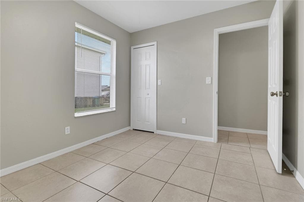 1121 9th Ave, Cape Coral, FL 33991-20