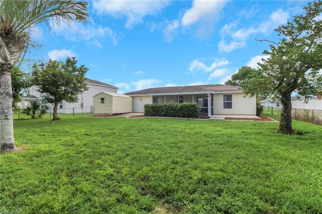 1121 9th Ave, Cape Coral, FL 33991-28