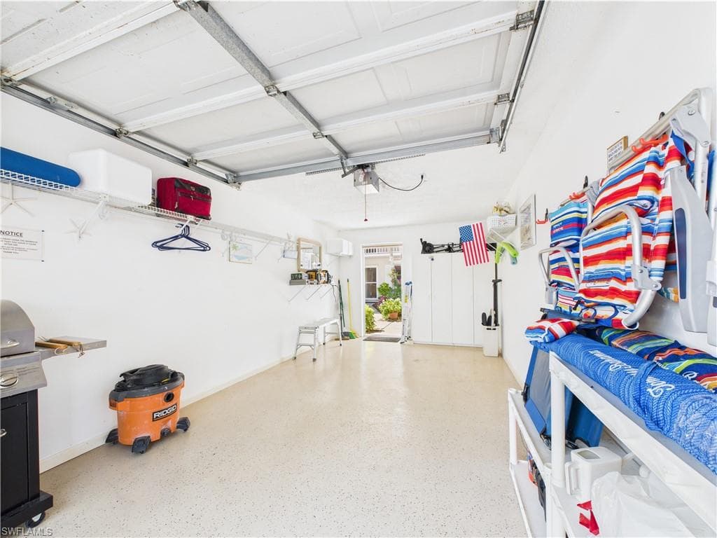 6780 Dennis Cir M205, Naples, FL 34104-21