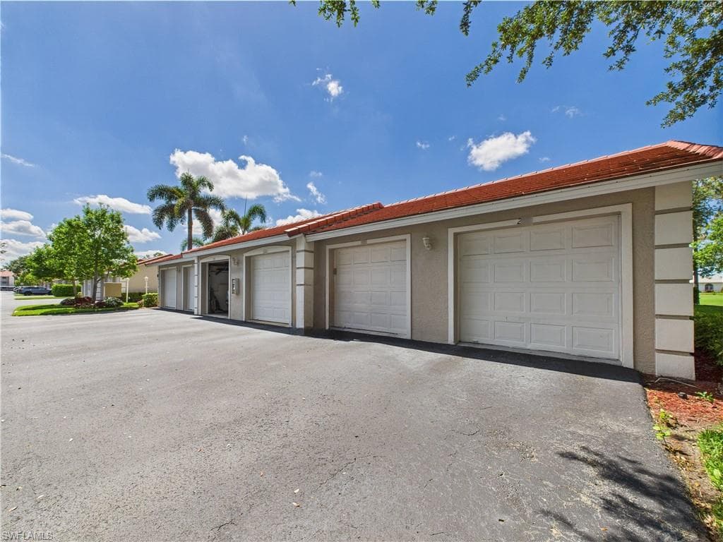 6780 Dennis Cir M205, Naples, FL 34104-23