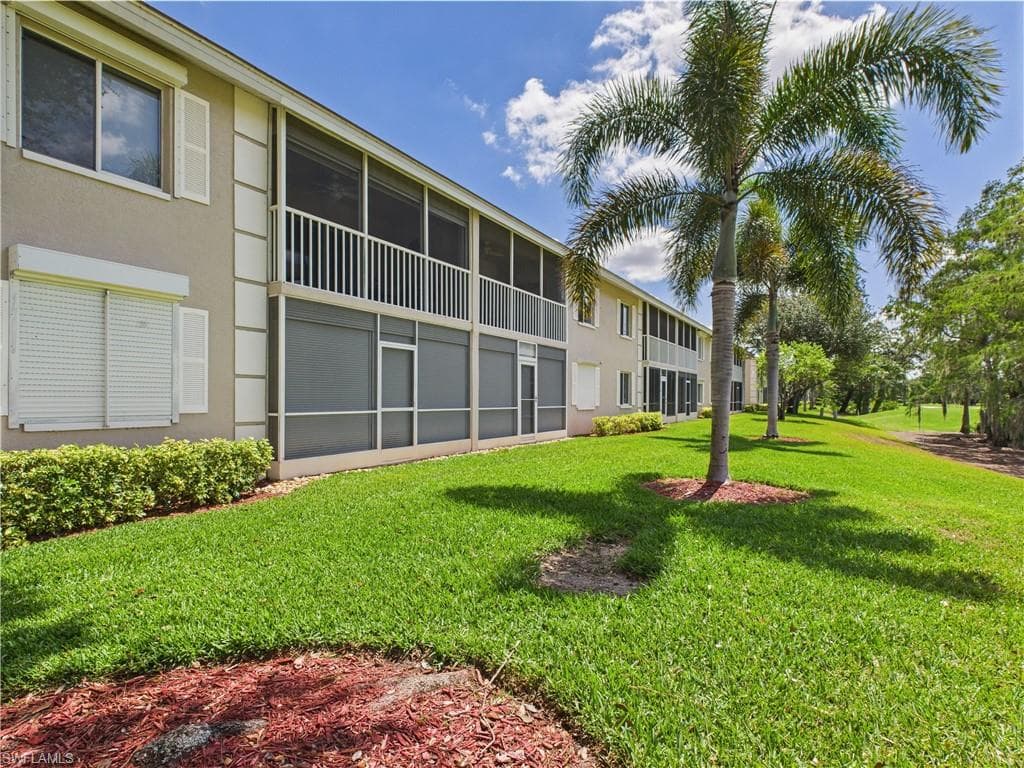6780 Dennis Cir M205, Naples, FL 34104-24