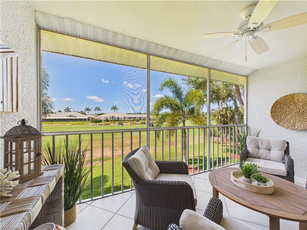 6780 Dennis Cir M205, Naples, FL 34104-1