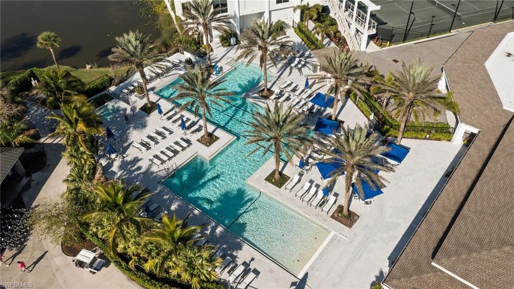 34 Water Oaks Way 5-17, Naples, FL 34105-35