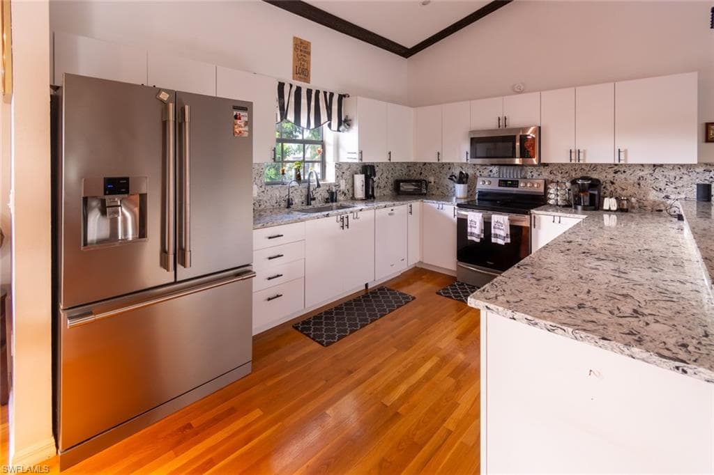 480 Worthington St, Marco Island, FL 34145-9
