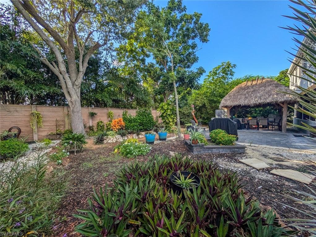 480 Worthington St, Marco Island, FL 34145-28