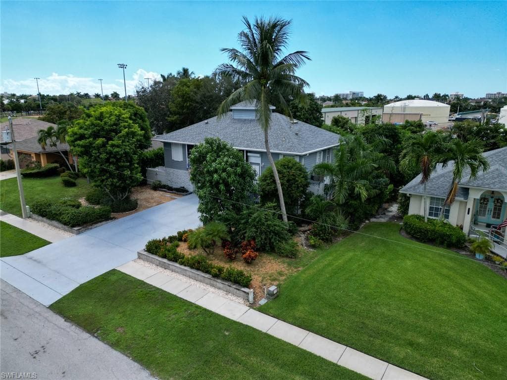 480 Worthington St, Marco Island, FL 34145-39