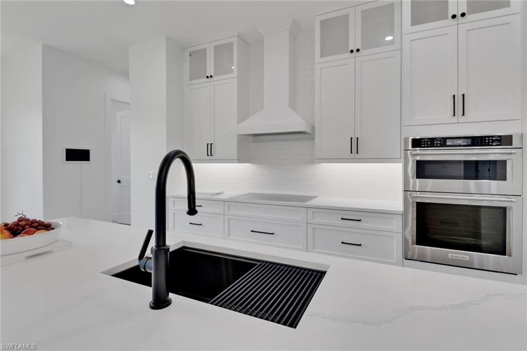 3748 Everglades Blvd NE, Naples, FL 34120-14