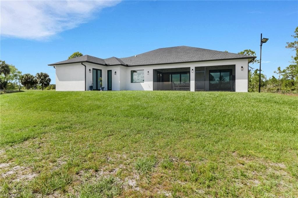 3748 Everglades Blvd NE, Naples, FL 34120-37