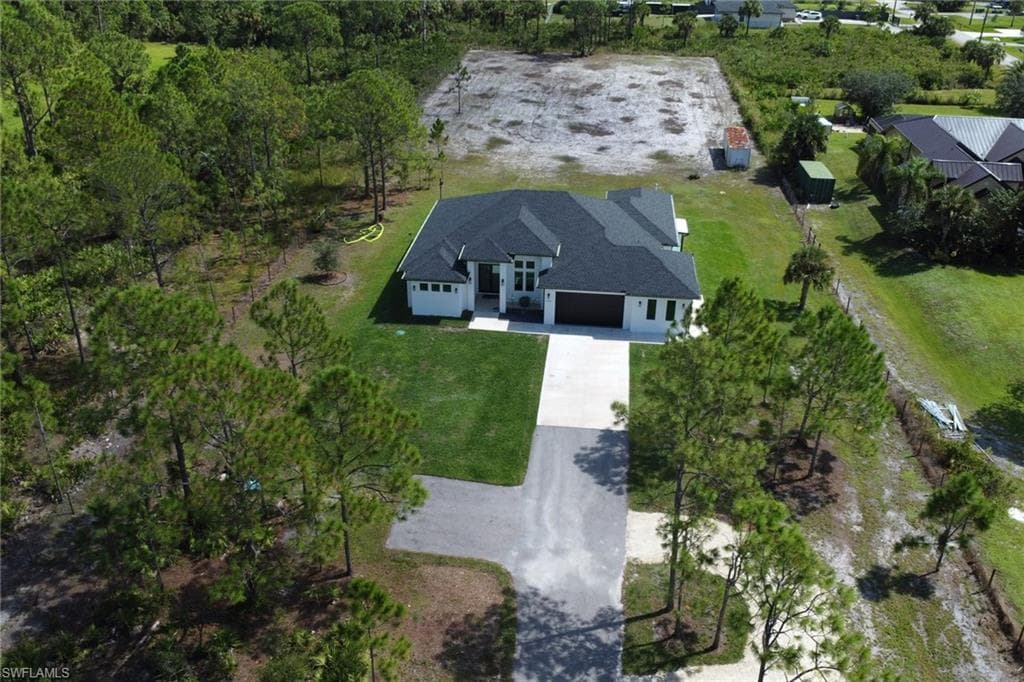3748 Everglades Blvd NE, Naples, FL 34120-41