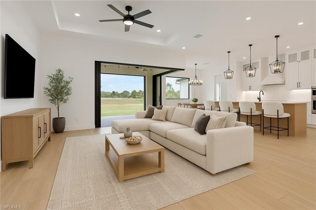 3748 Everglades Blvd NE, Naples, FL 34120-3