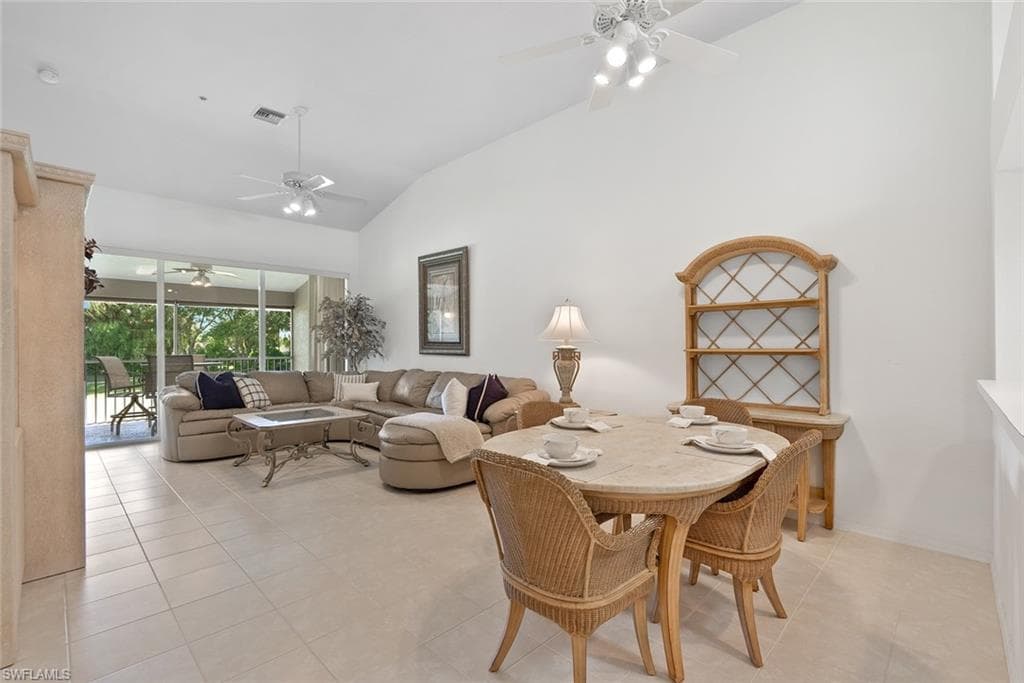 2405 Harmony Ln 203, Naples, FL 34109-4
