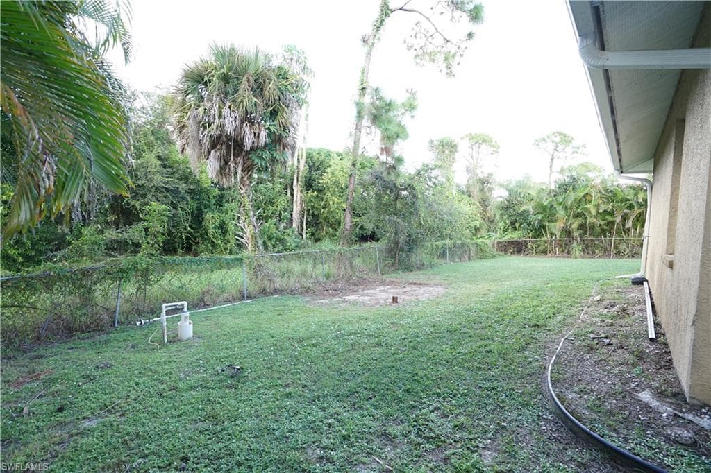 8347 Caloosa Rd, Fort Myers, FL 33967-30