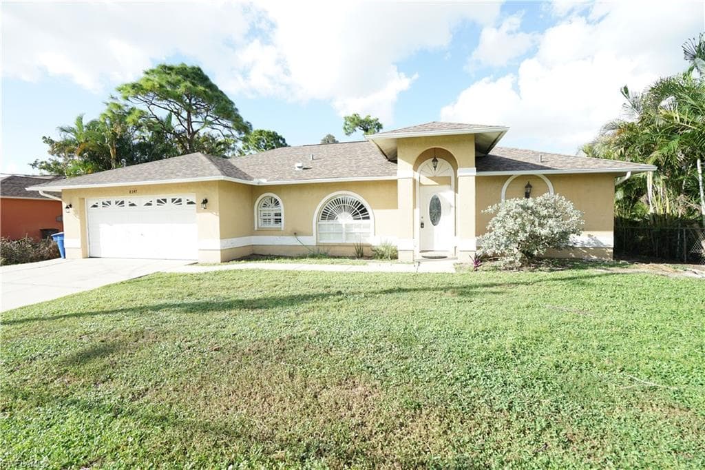 8347 Caloosa Rd, Fort Myers, FL 33967-4