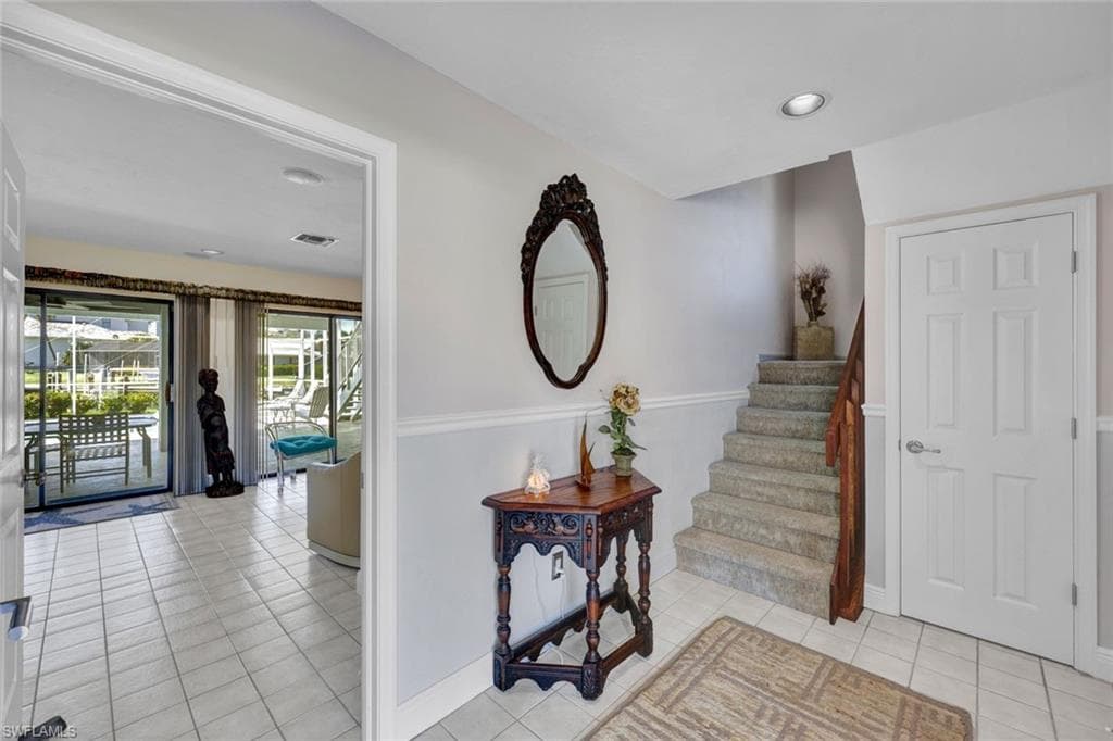 810 Arcadia Ct, Marco Island, FL 34145-18