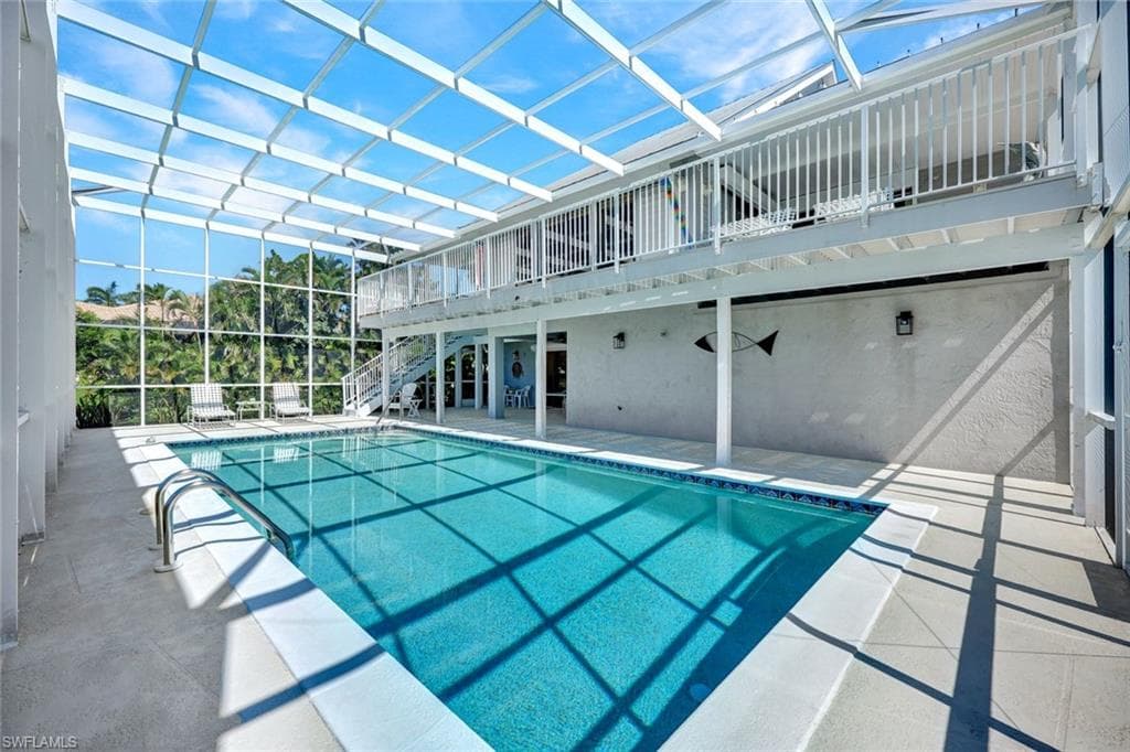 810 Arcadia Ct, Marco Island, FL 34145-35