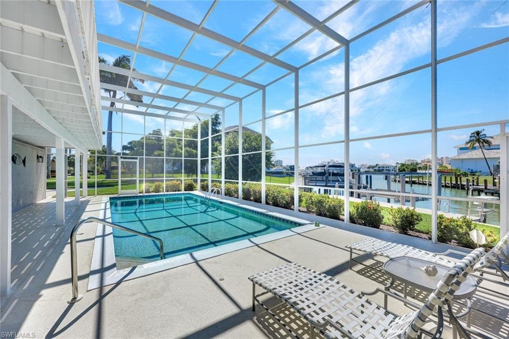 810 Arcadia Ct, Marco Island, FL 34145-37