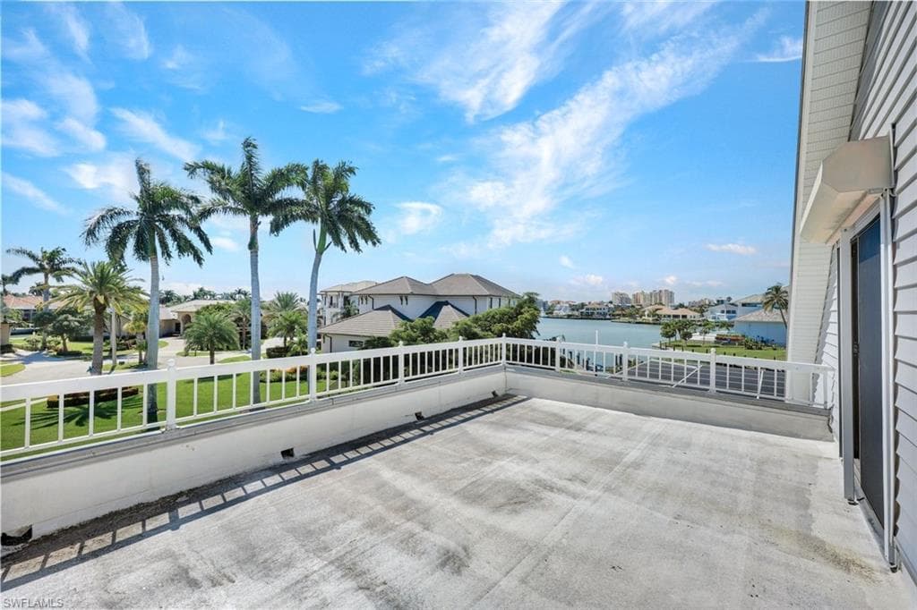 810 Arcadia Ct, Marco Island, FL 34145-40
