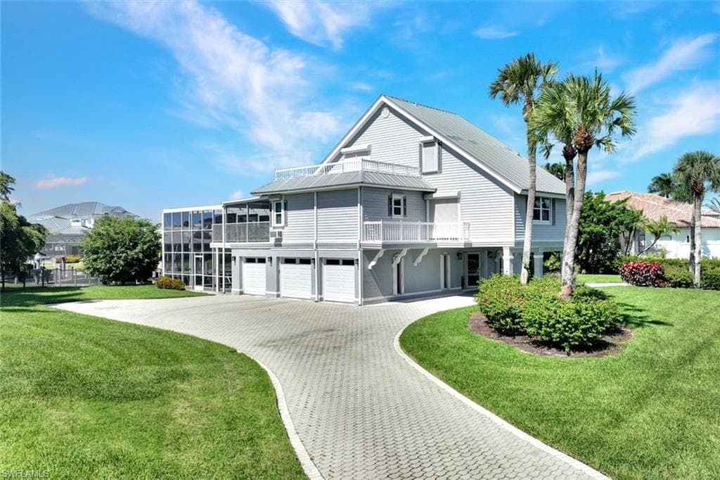 810 Arcadia Ct, Marco Island, FL 34145-44