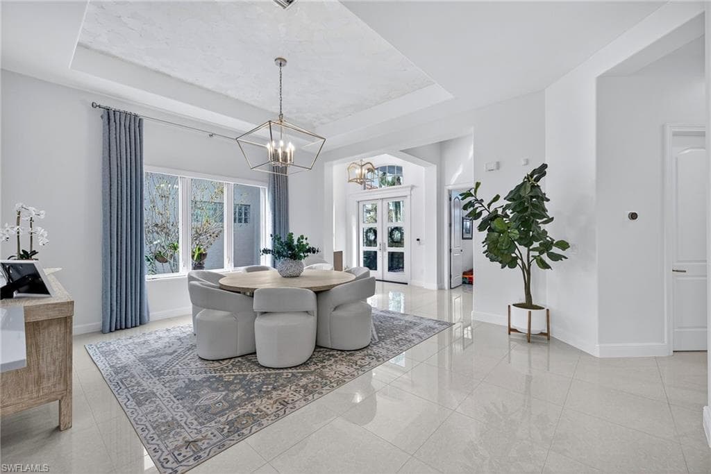 6003 Hammock Isles Cir, Naples, FL 34119-12