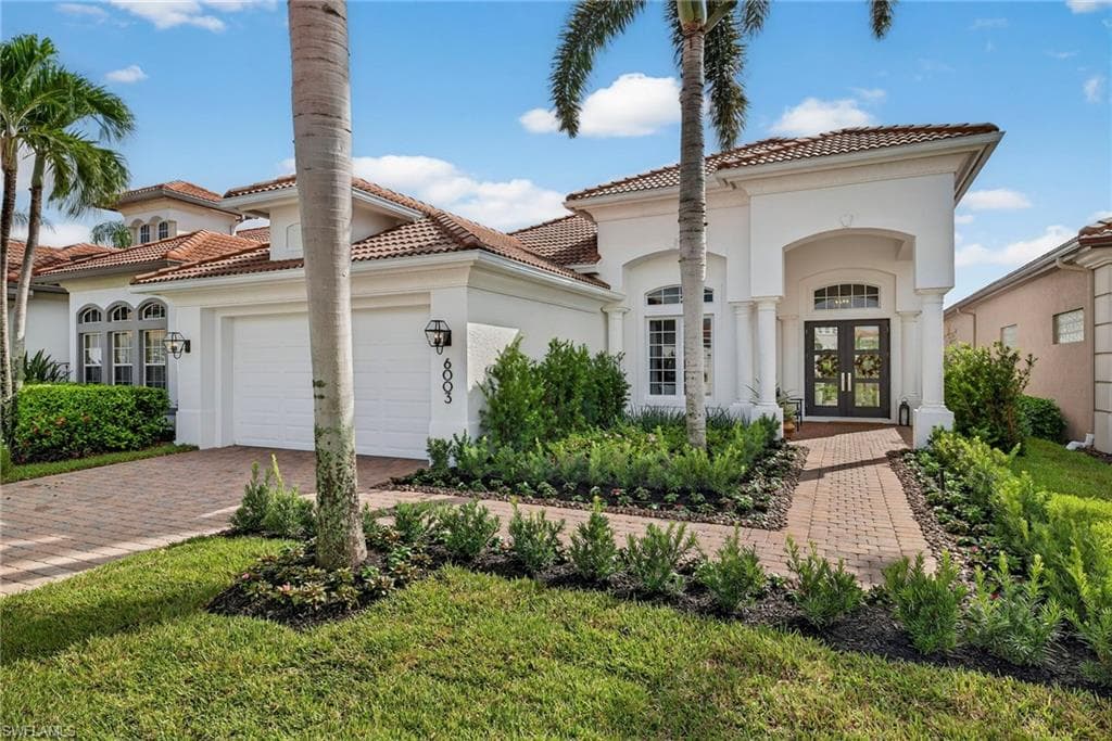 6003 Hammock Isles Cir, Naples, FL 34119-1