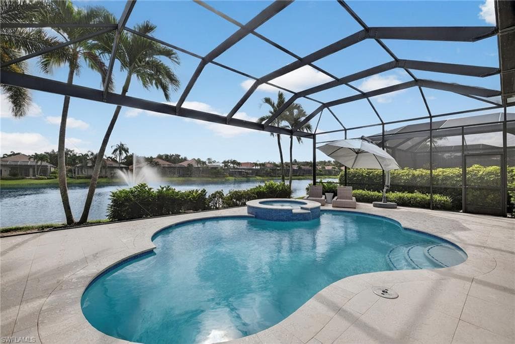 6003 Hammock Isles Cir, Naples, FL 34119-6