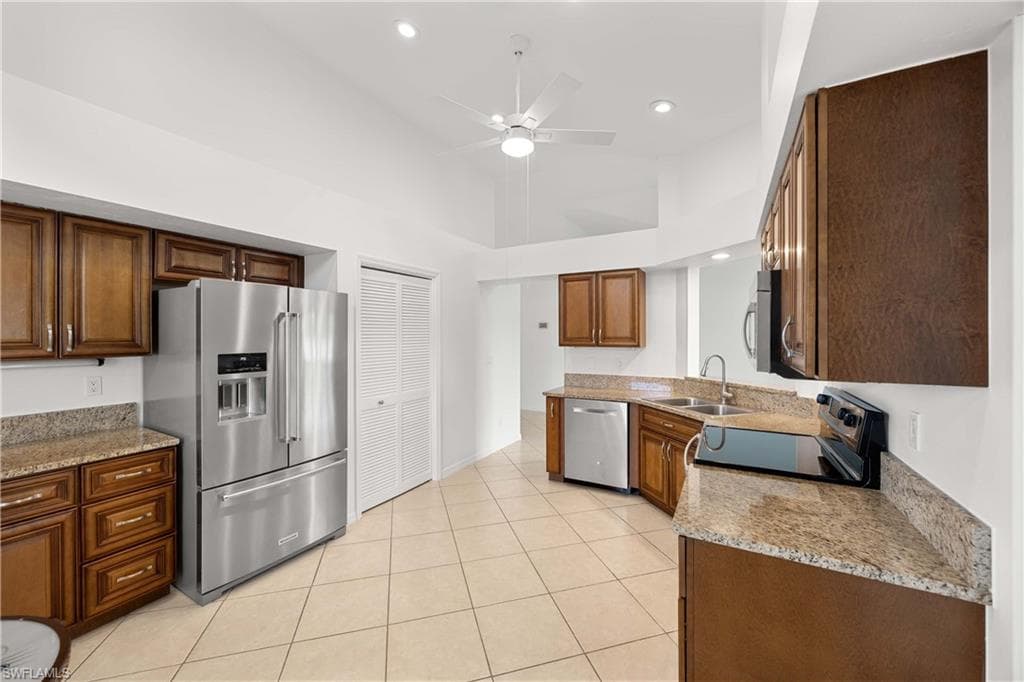 3302 Arlette Dr, Naples, FL 34109-12