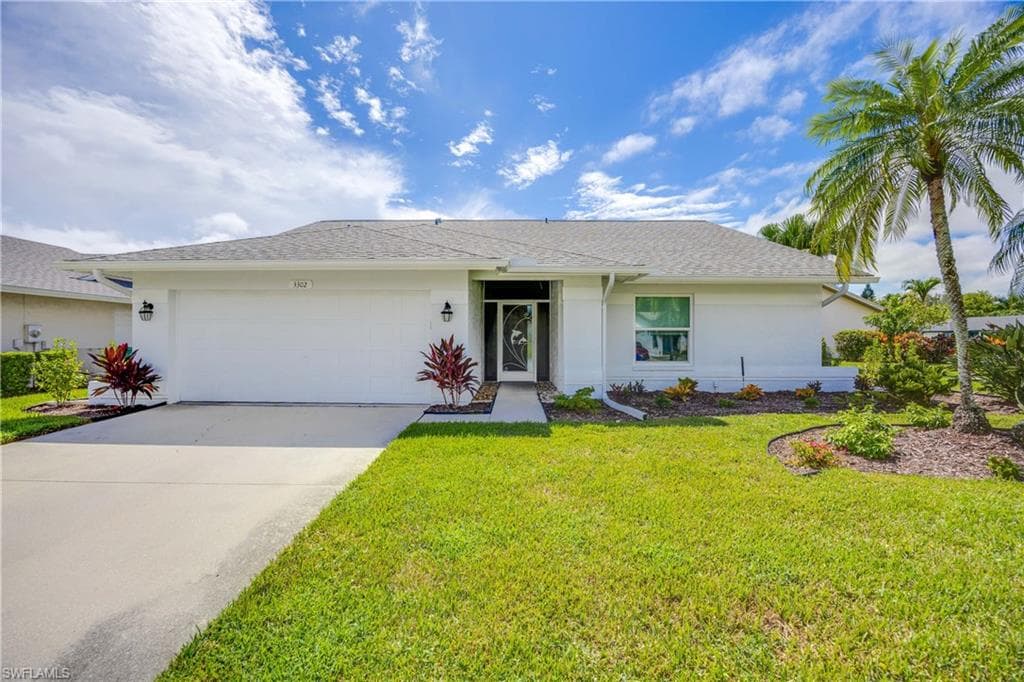 3302 Arlette Dr, Naples, FL 34109-1