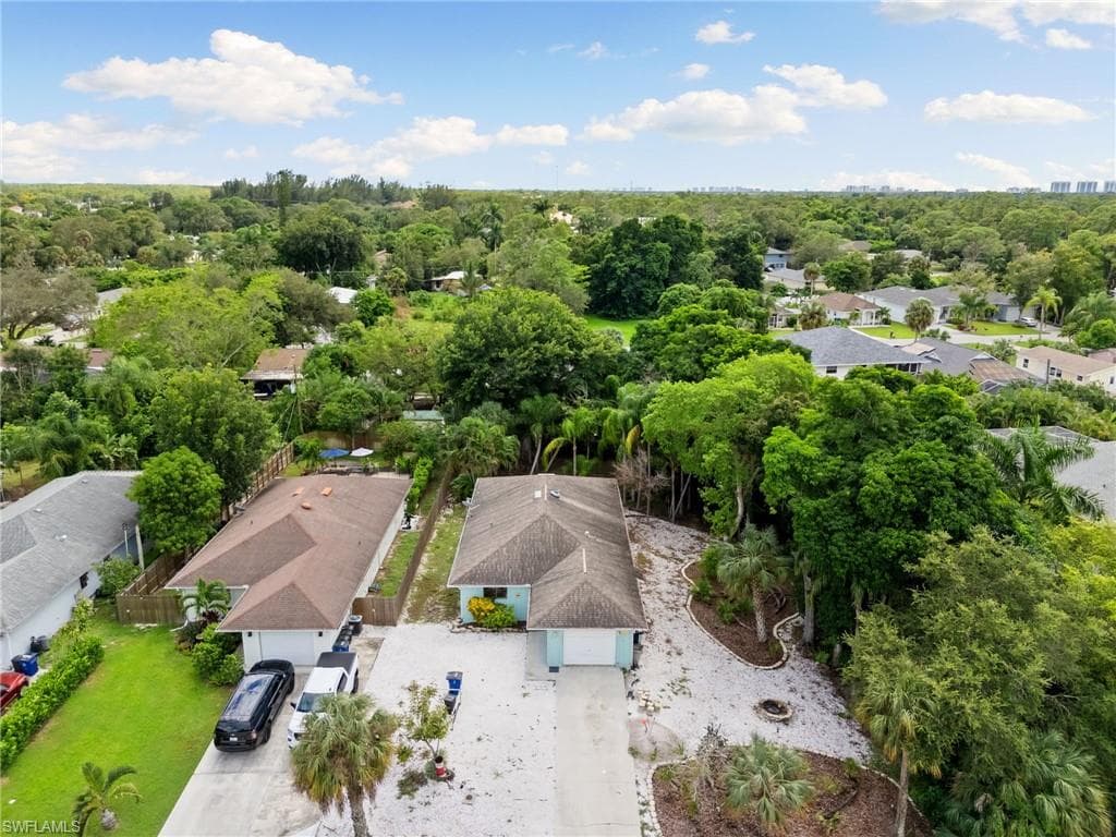 27673 Tennessee St, Bonita Springs, FL 34135-17