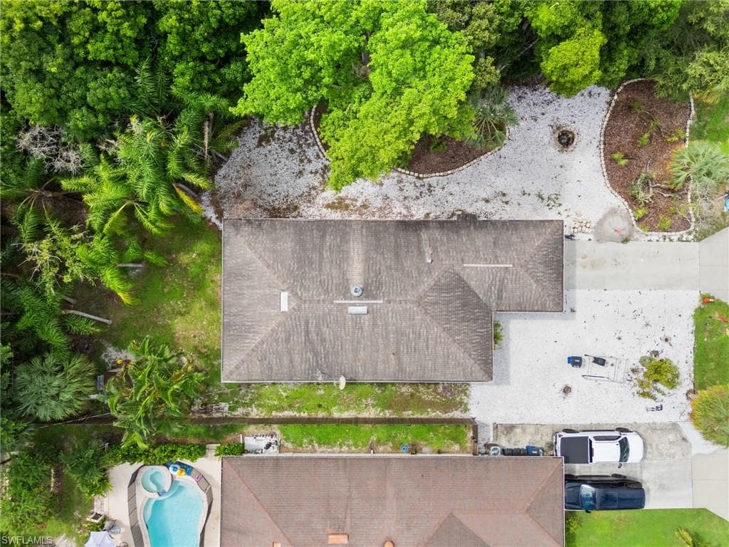 27673 Tennessee St, Bonita Springs, FL 34135-20