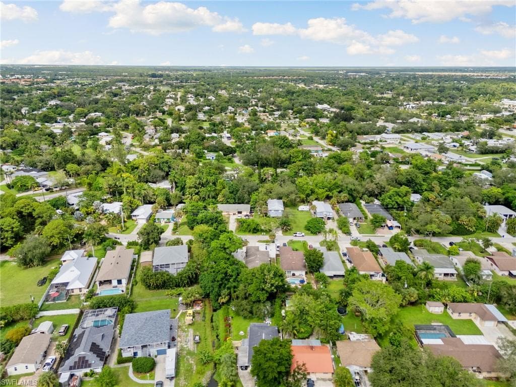 27673 Tennessee St, Bonita Springs, FL 34135-22