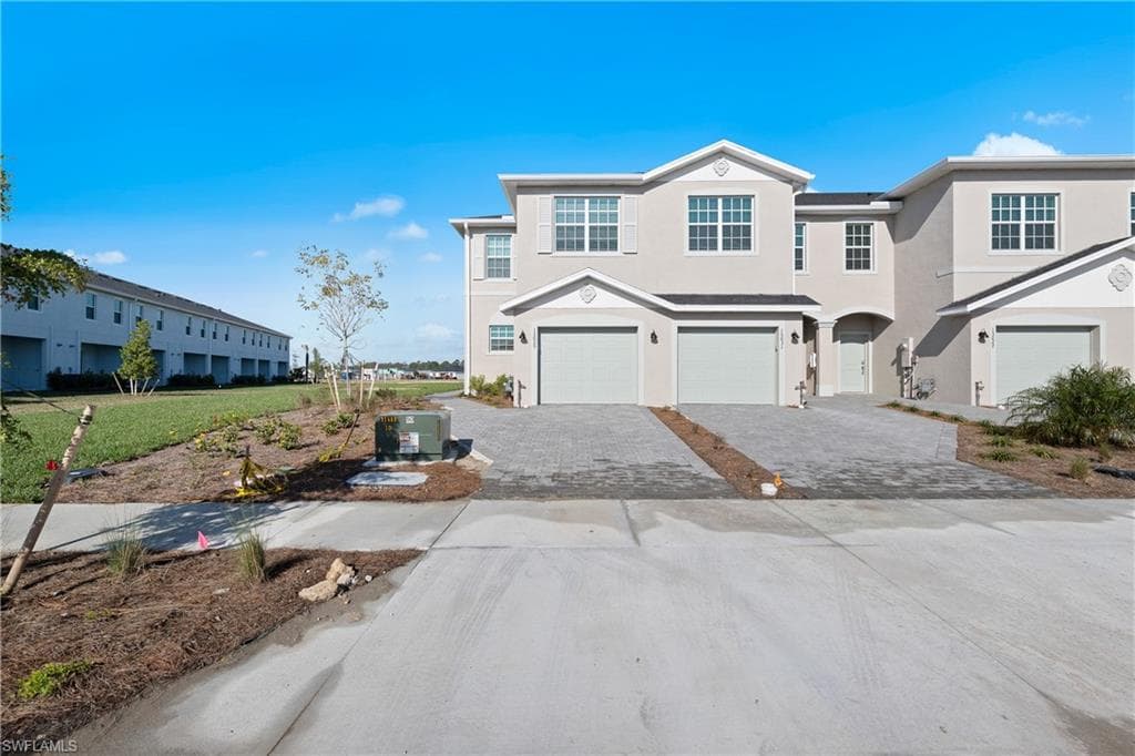 14799 White Pearl Rd, Babcock Ranch, FL 33982-1