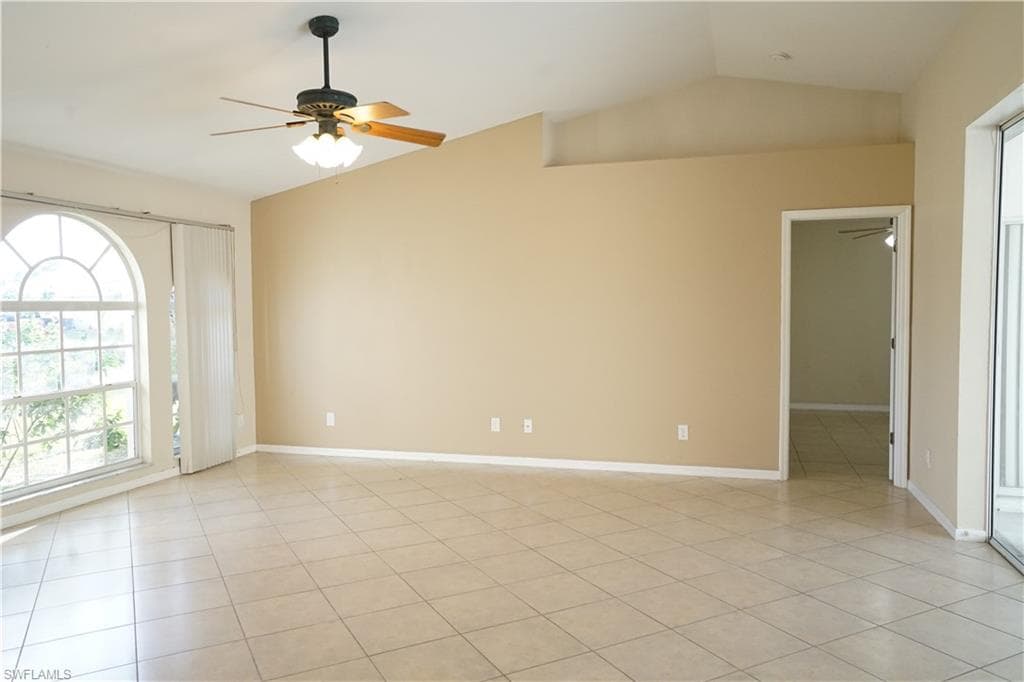 8397 Bahamas Rd, Fort Myers, FL 33967-5
