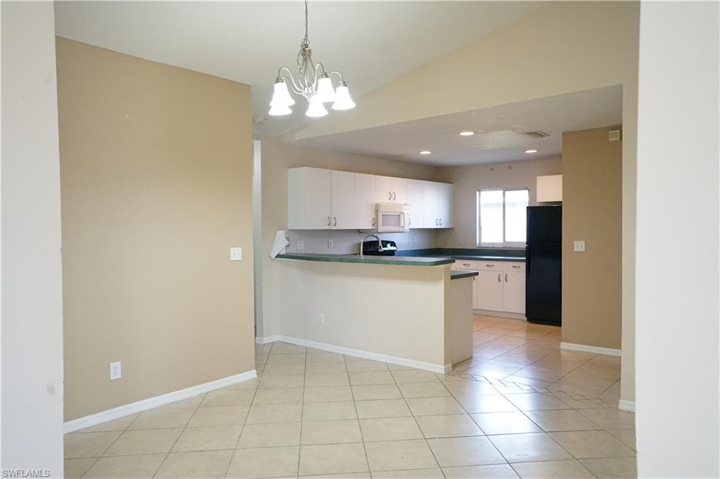 8397 Bahamas Rd, Fort Myers, FL 33967-6