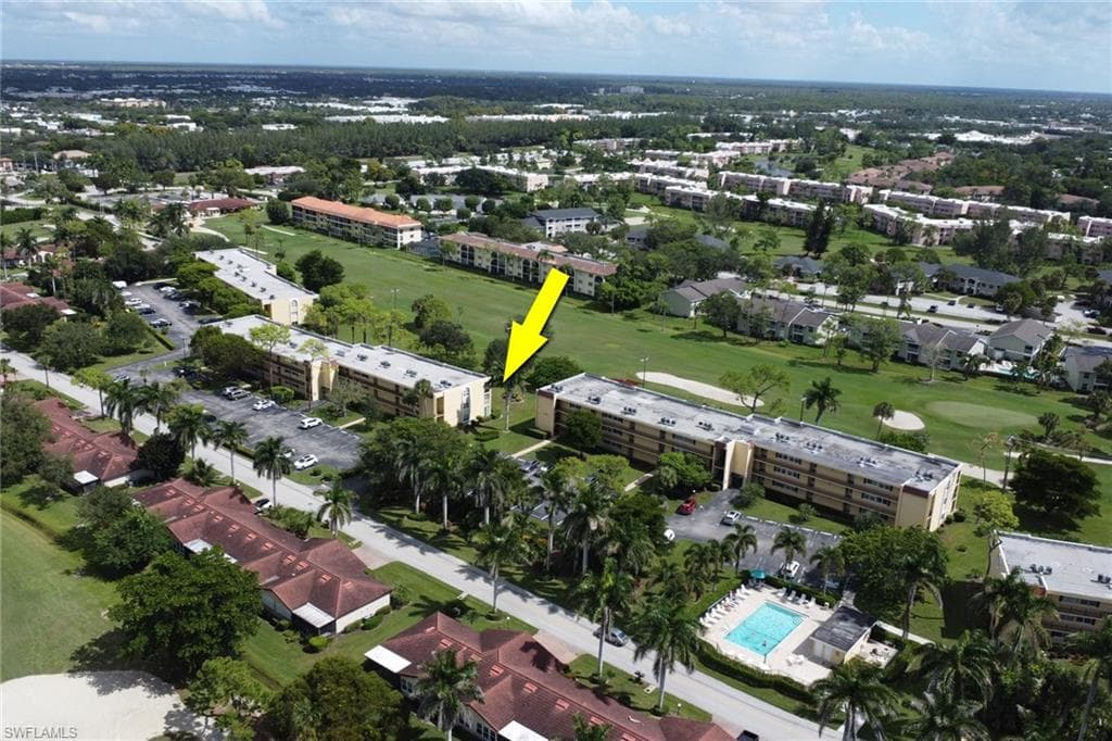 1086 Forest Lakes Dr 9109, Naples, FL 34105-26