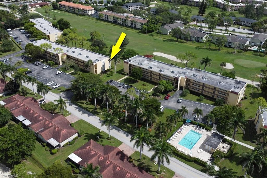 1086 Forest Lakes Dr 9109, Naples, FL 34105-27